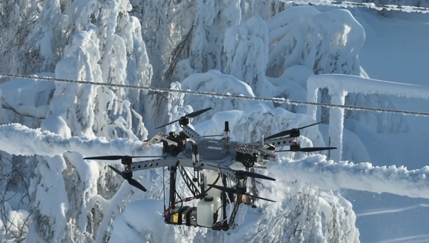 Применение уникальной технологии удаления гололеда с ЛЭП при помощи БАС «Паук» в Пермском крае